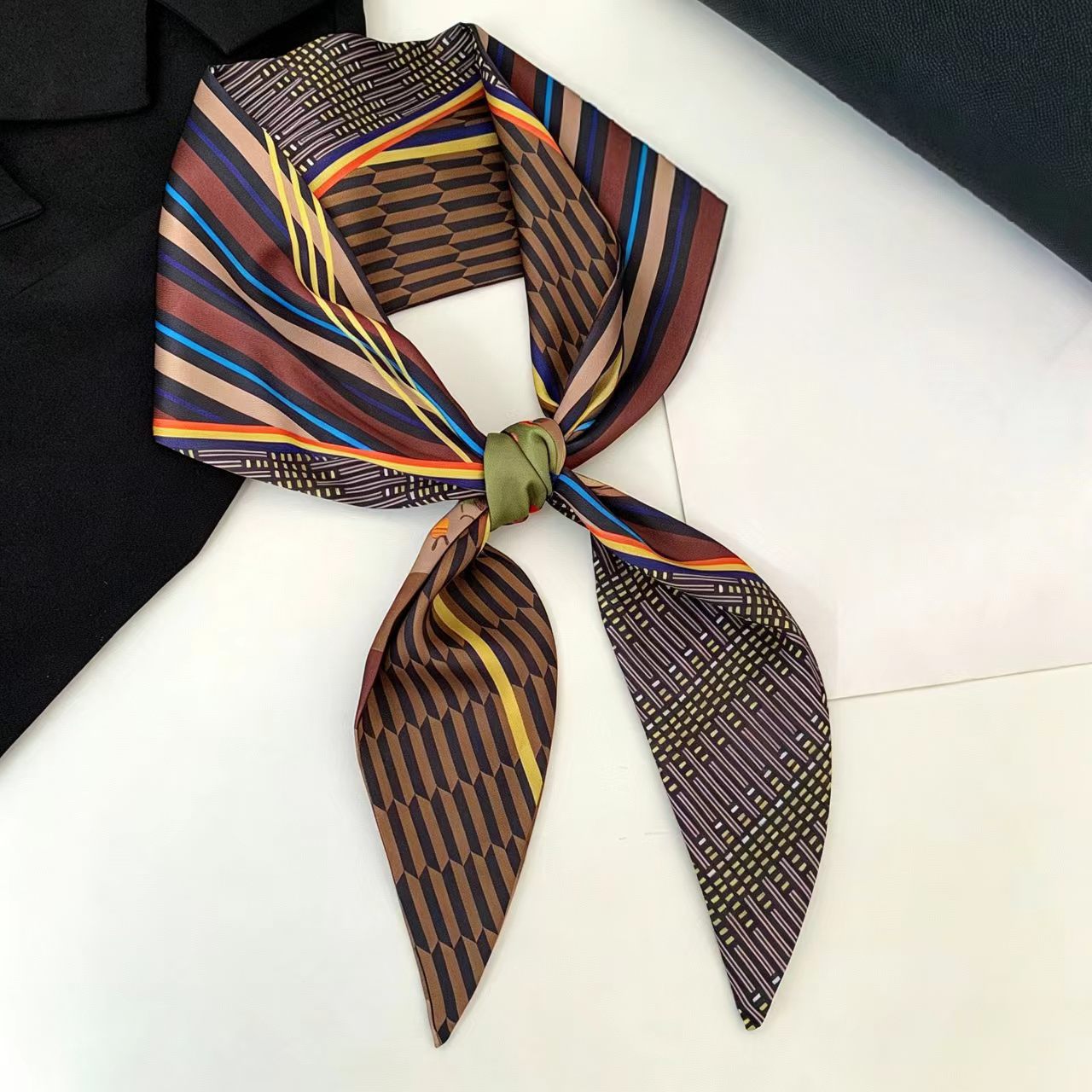 Face Scarf Mask - Lüks Baskılı Uzun Saç Kurdelesi Bevel